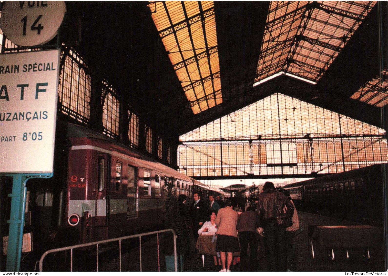 FRANCE -  Série Voyage De L'Association Pour Le Tourisme Ferroviaire - Départ Du Capitole - Animé -  Carte Postale - Pariser Métro, Bahnhöfe
