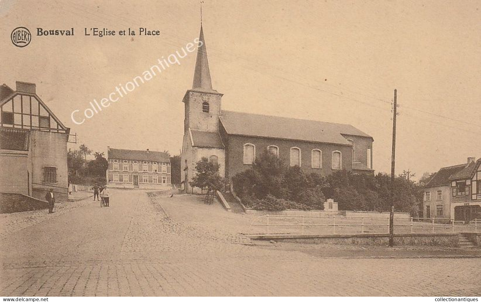 CPA Bousval - L'Eglise Et La Place - Edit. Miesse-Denis - Non Circulée - Divisée - TTB - Genappe