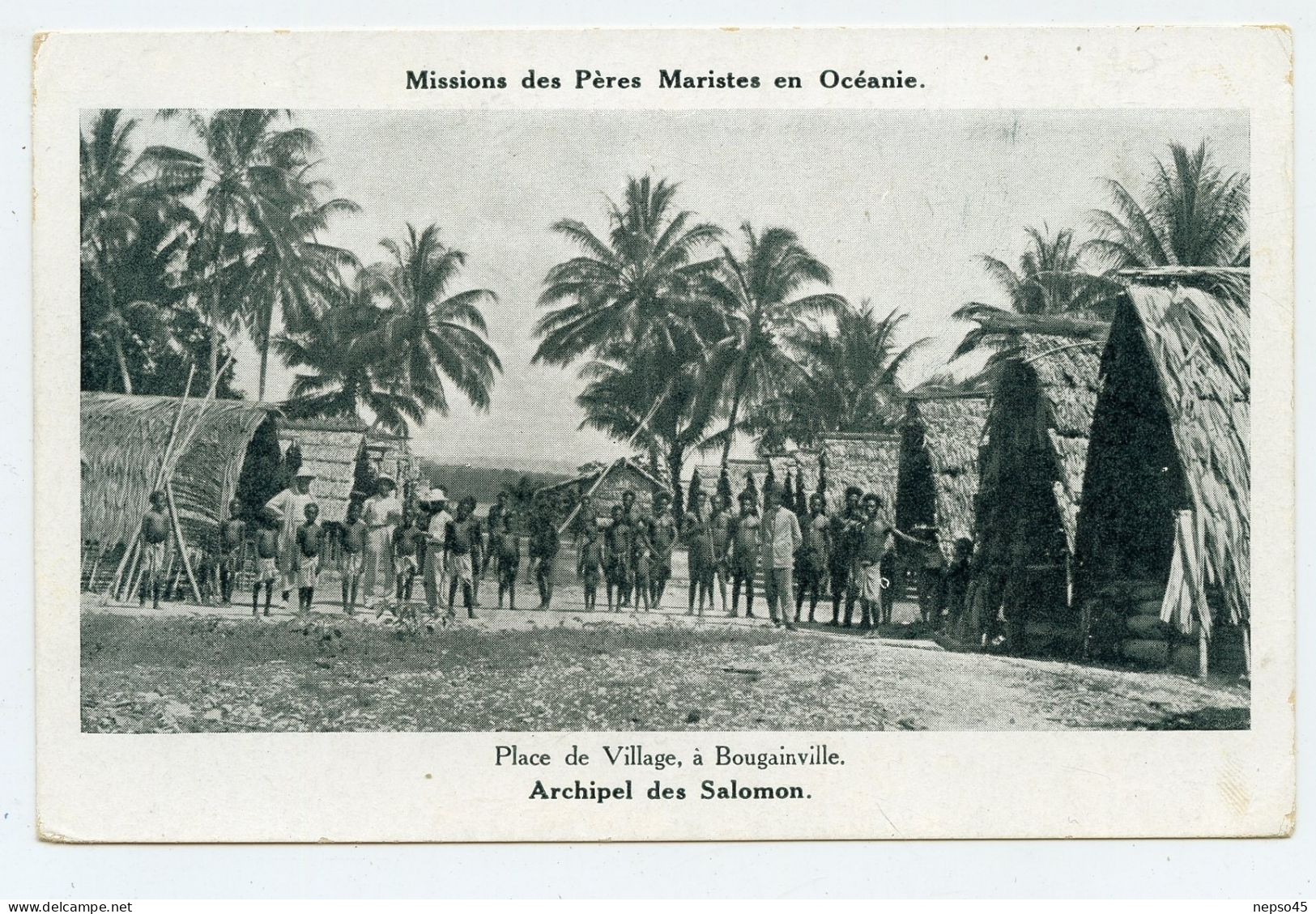 Océanie.Archipel Des Salomons.Bougainville.Place Du Village. - Solomon Islands