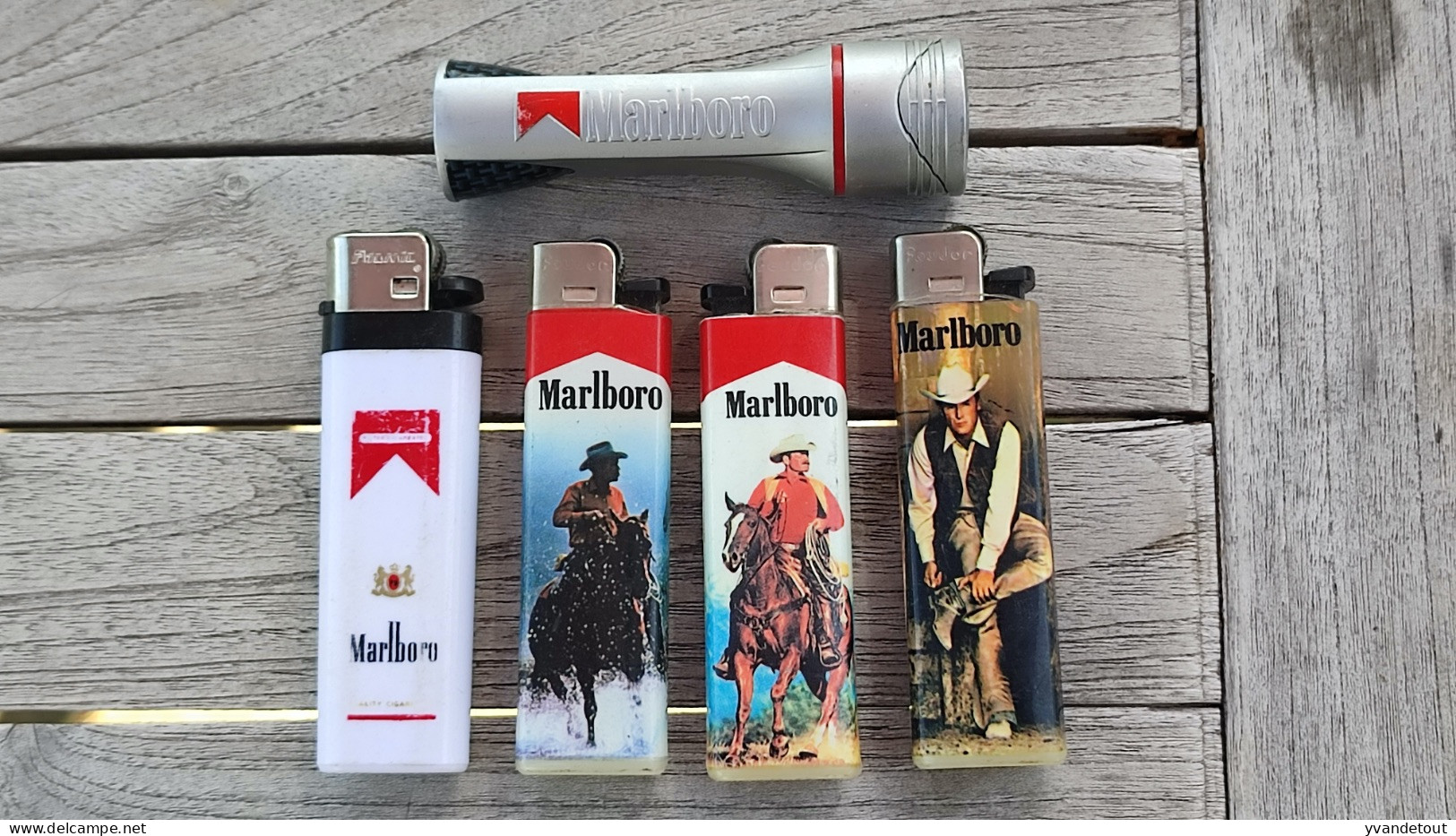 Lot De Briquets Marlboro. Tabac. Cigarette. Cow-boy - Autres & Non Classés