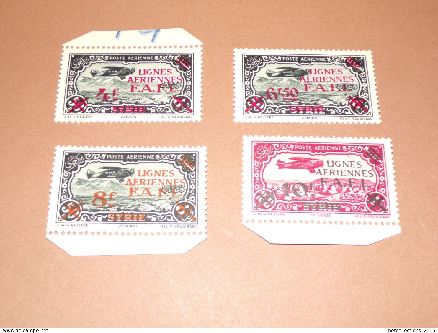 LEVANT POSTE AERIENNE 1942 N°1/4 - NEUF AVEC CHARNIERE (Pochette Roses) - Unused Stamps