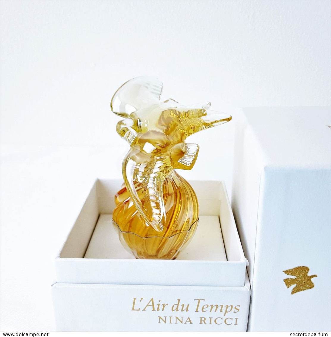 Flacon L'AIR Du TEMPS De NINA RICCI PARFUM 15 Ml  Flacon LALIQUE  COLOMBE AMBRÉE   Edition Limitée  390 / 914 + Boite - Femme