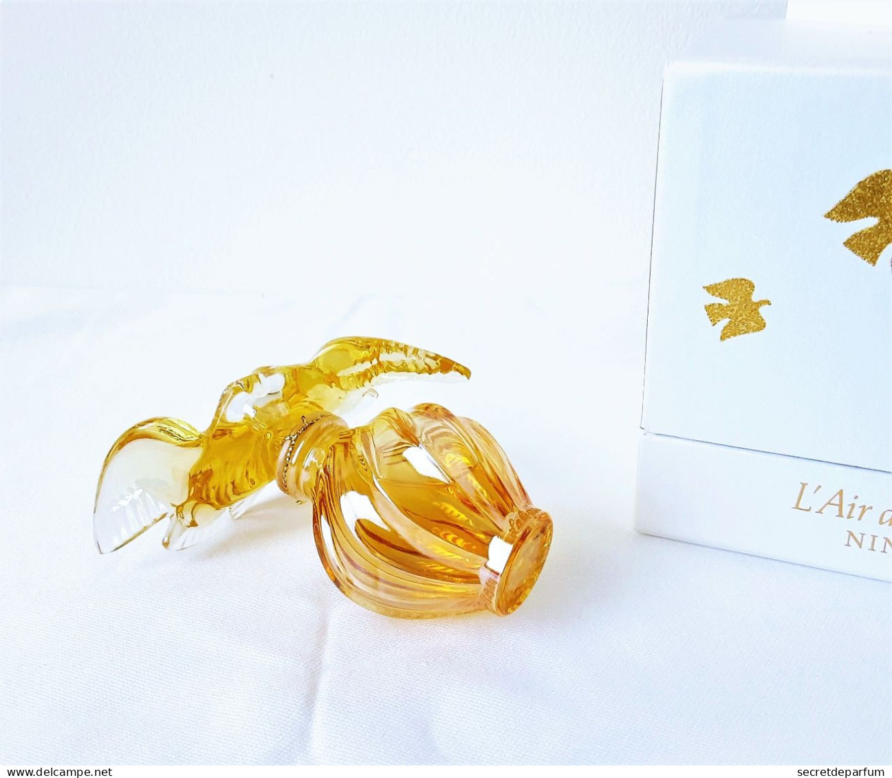 Flacon L'AIR Du TEMPS De NINA RICCI PARFUM 15 Ml  Flacon LALIQUE  COLOMBE AMBRÉE   Edition Limitée  390 / 914 + Boite - Donna