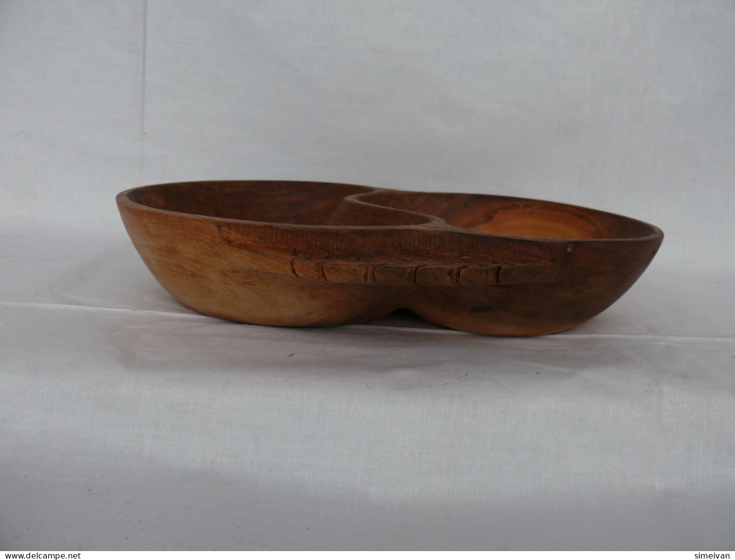 Vintage Carved Wooden Bowl With Two Slots #1625 - Piatti