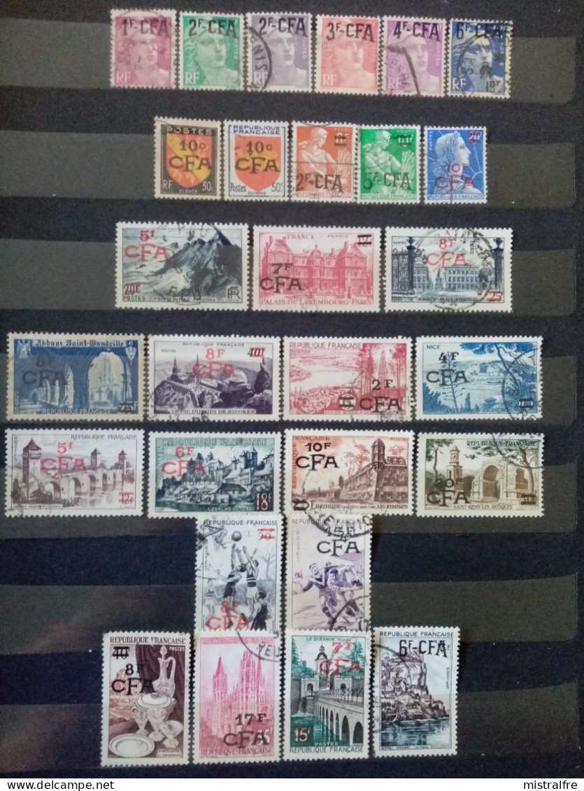 REUNION. 1949-59. N° 289 à 340. Lot De 28 Oblitérés .  Côte YT 2020 : 43,75  € - Usati