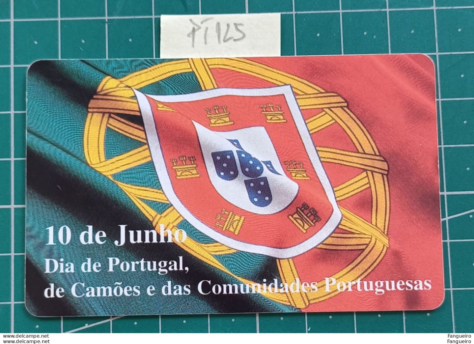 PORTUGAL USED PHONECARD PT125 PORTUGAL DAY - Portugal