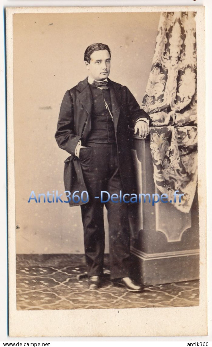 Photographie XIXe CDV Portrait D'un Homme Bourgeois Corse Photographe Graziani Bastia - Personas Identificadas