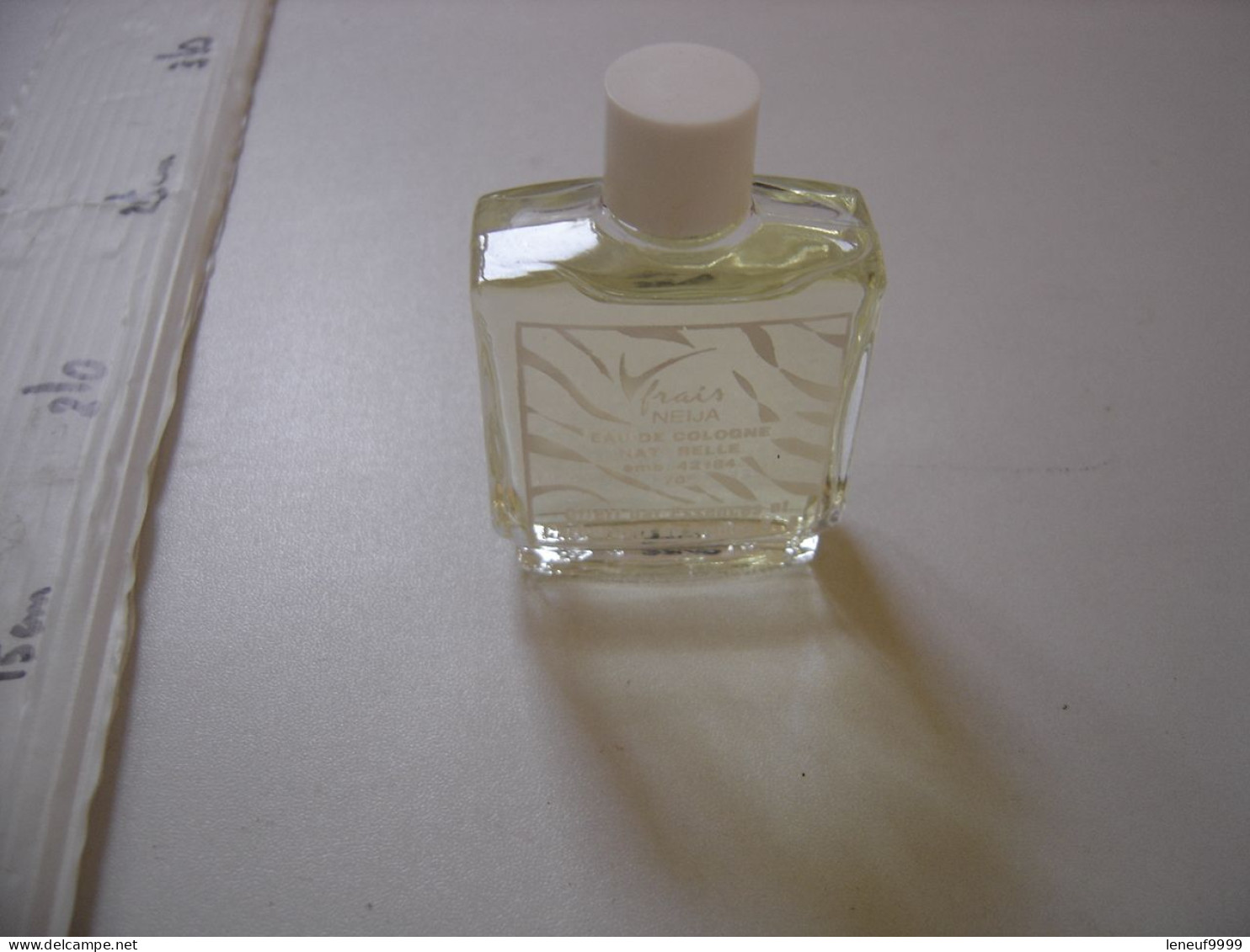 Flacon EAU De COLOGNE Neija Offert Par ESSENCE Et CARBURANTS De FRANCE - Miniature Bottles (without Box)