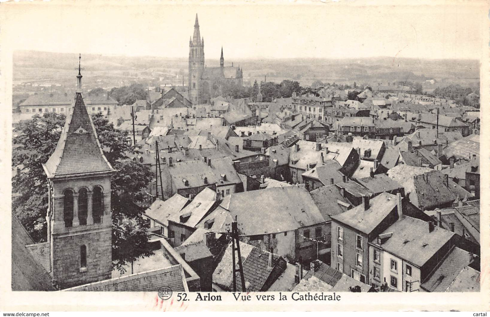 ARLON - Vue Vers La Cathédrale - Arlon