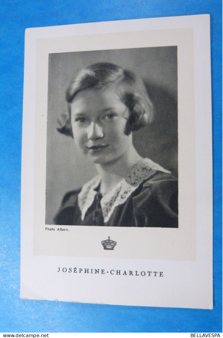 S.A.R. /H.K.H Albert-Astrid Belgique Boudewijn Josephine-Charlotte Luxembourg Lot x 45 postkaarten