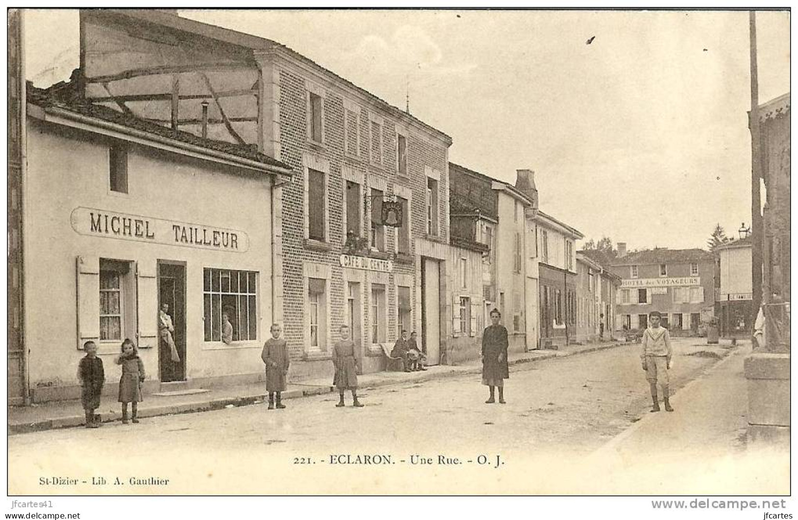 52 - ECLARON - Une Rue - Eclaron Braucourt Sainte Liviere