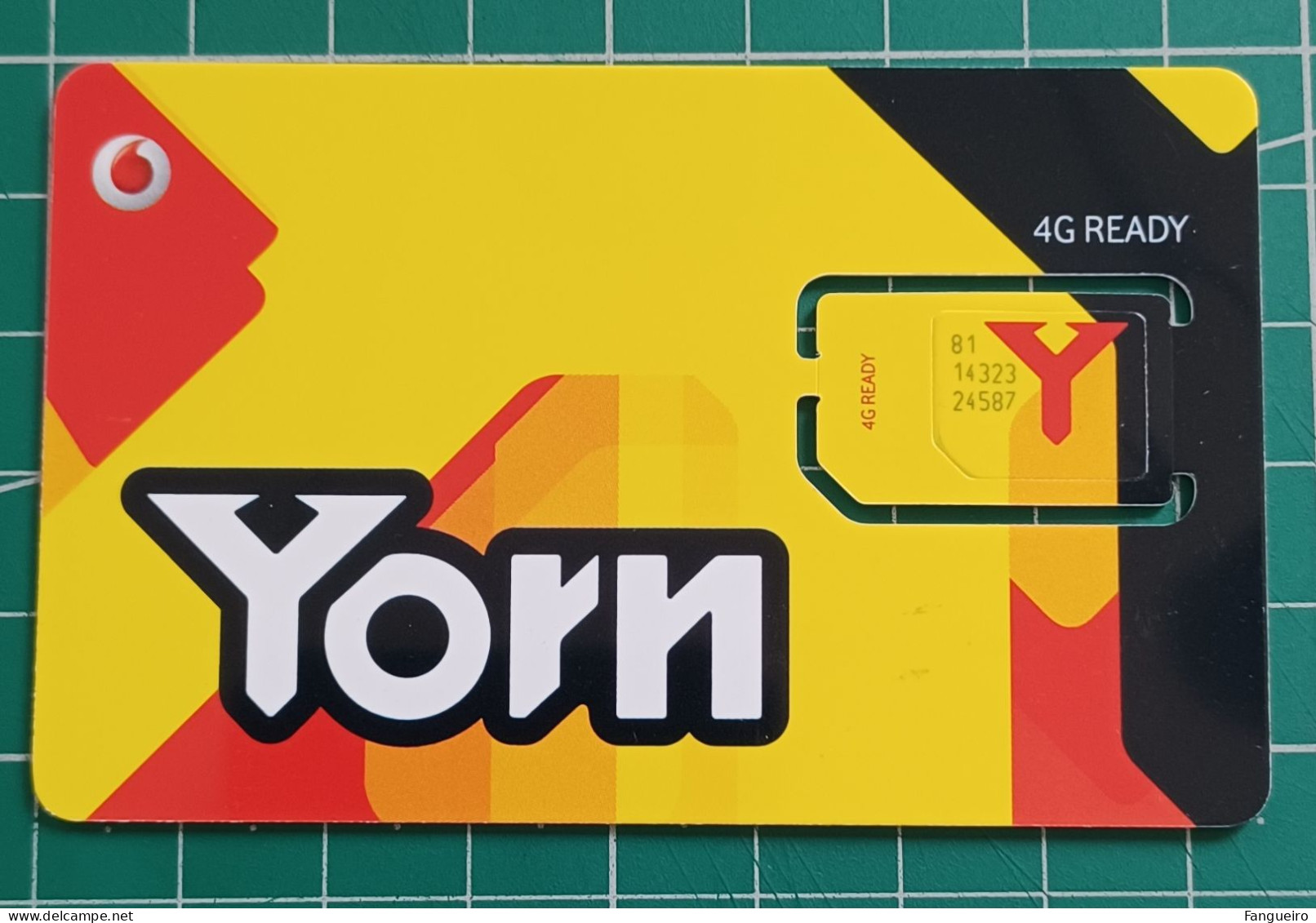 PORTUGAL GSM SIM CARD YORN - Portugal