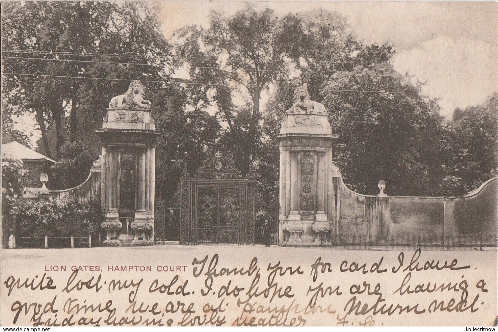 LION GATES - HAMPTON COURT - 1904 - Hampton Court
