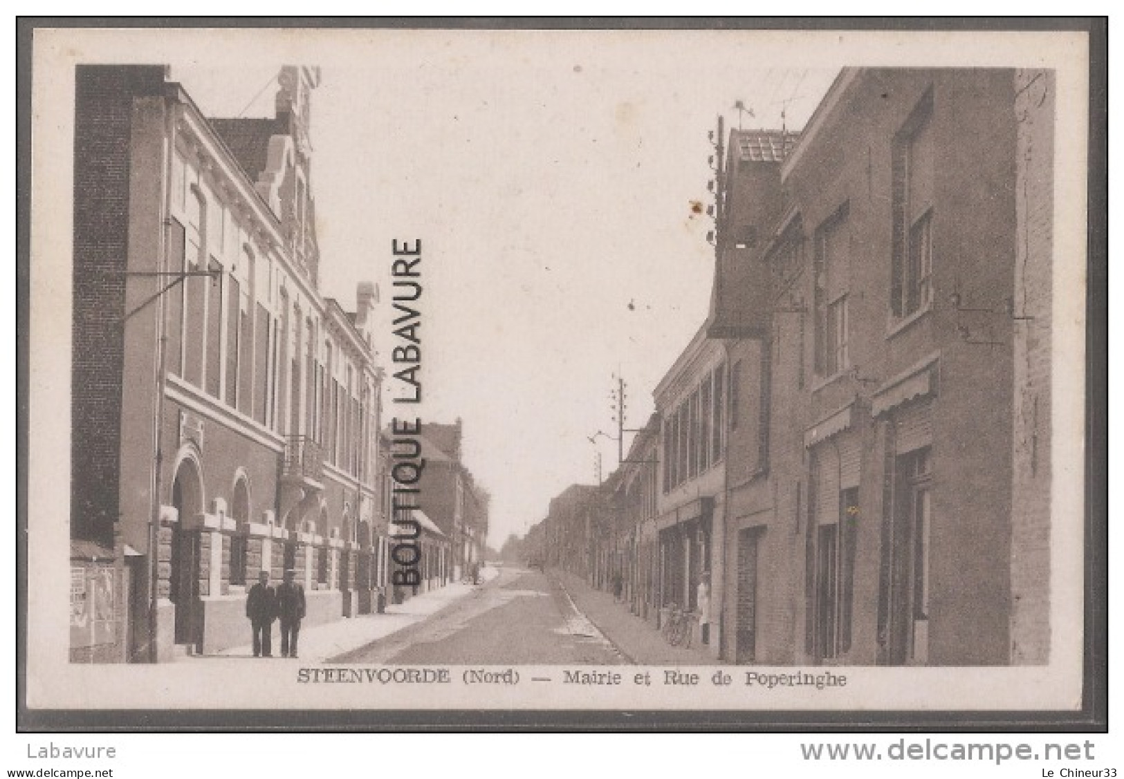 59----STEENVOORDE--Mairie Et Rue De Poperinghe-animé--cpsm Pf---pas Courante - Steenvoorde