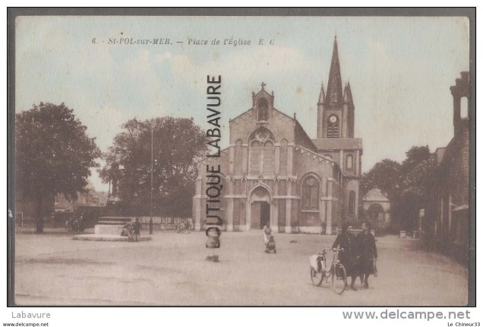 59---SAINT POL SUR MER---Place De L'Eglise---animé--cpsm Pf -colorisé - Saint Pol Sur Mer