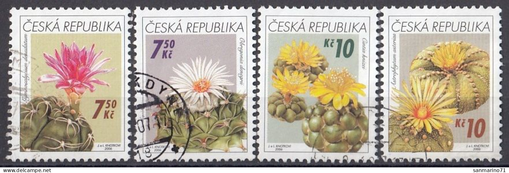 CZECH REPUBLIC 483-486,used,falc Hinged,cactusses - Gebraucht