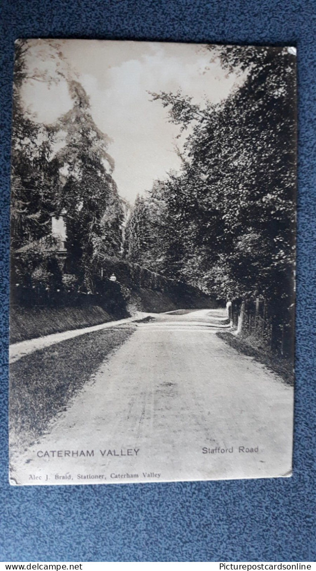 CATERHAM VALLEY STAFFORD ROAD OLD B/W POSTCARD SURREY - Surrey