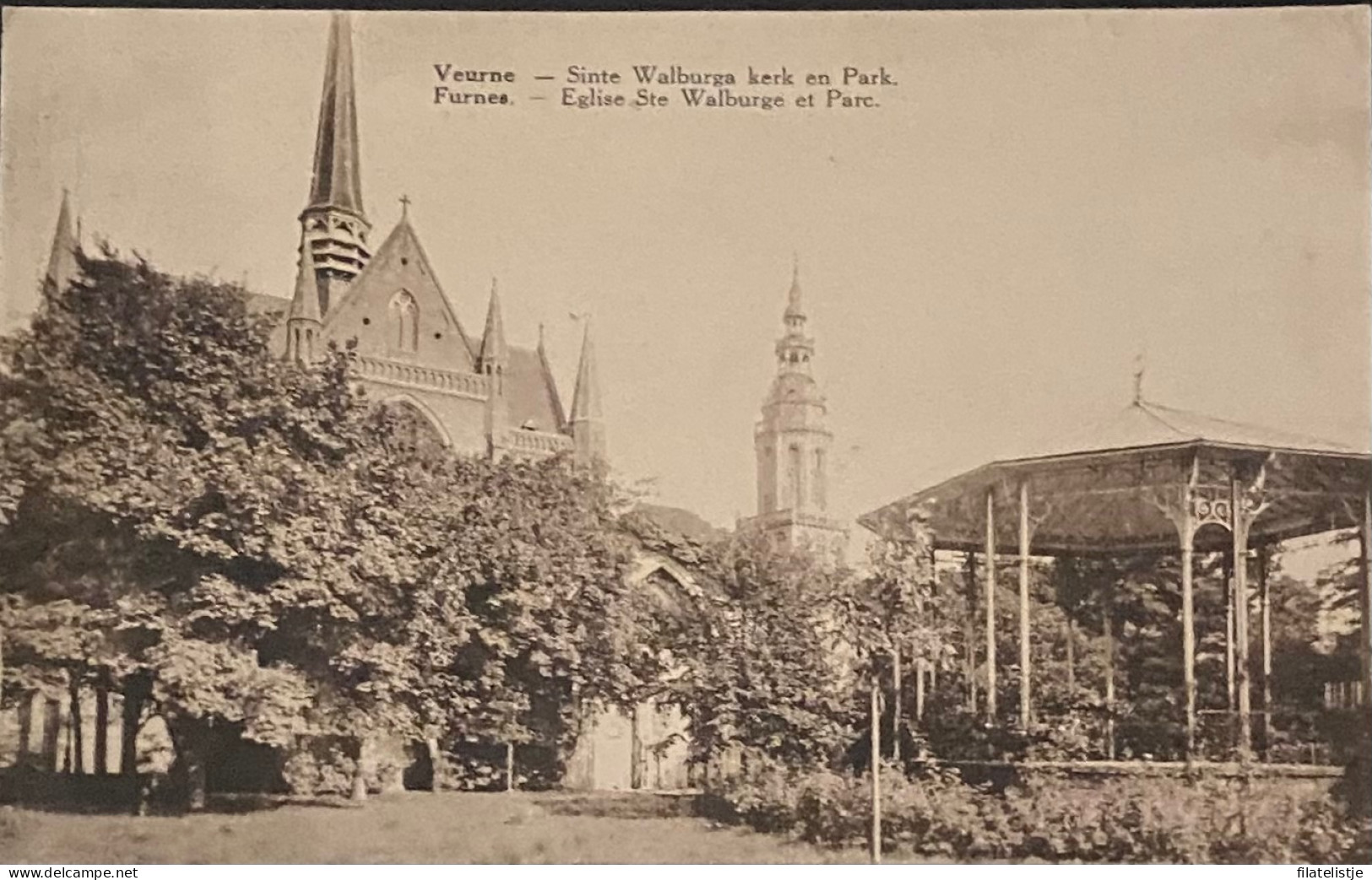 Veurne De Kiosk In Het Stadspark - Veurne