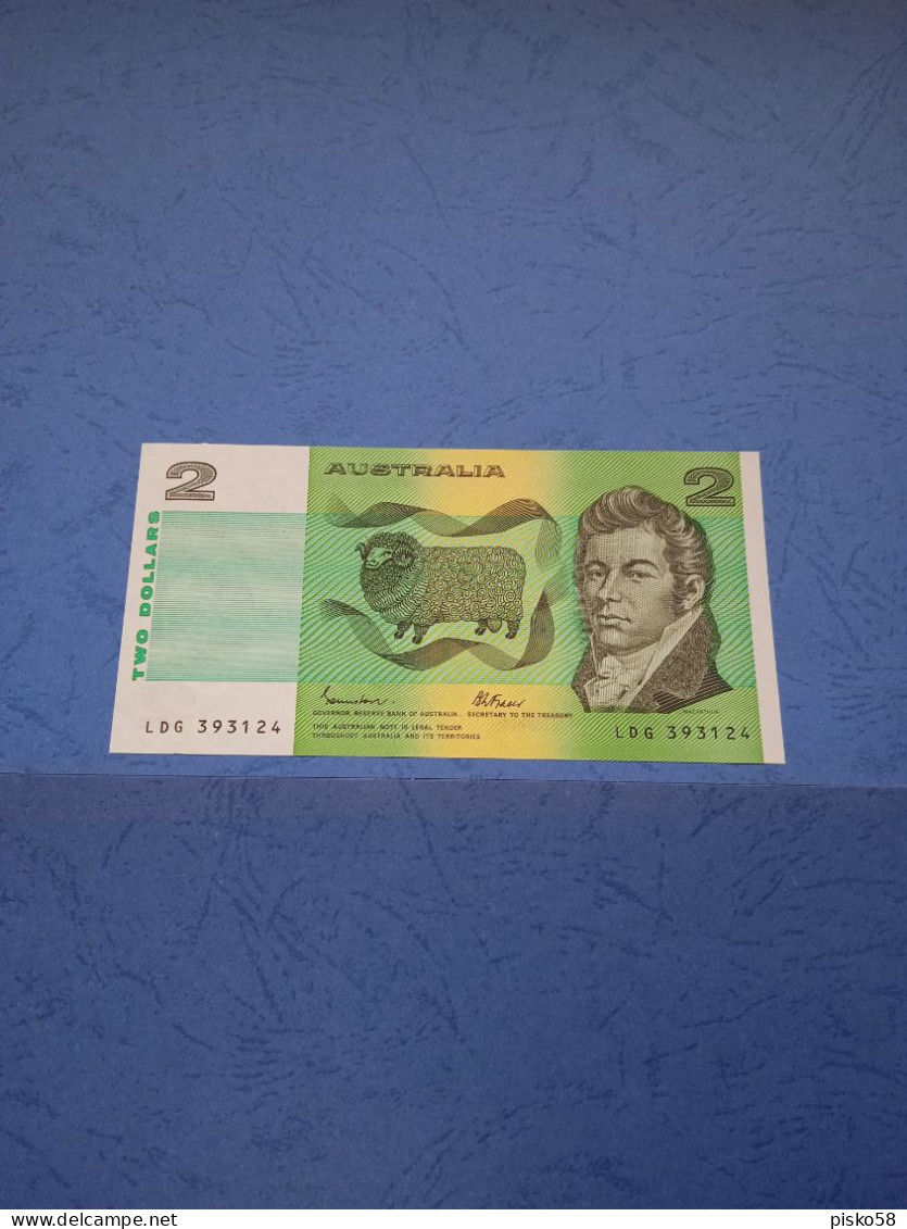 AUSTRALIA-P43e 2D 1974-85  UNC - 1974-94 Australia Reserve Bank (paper Notes)