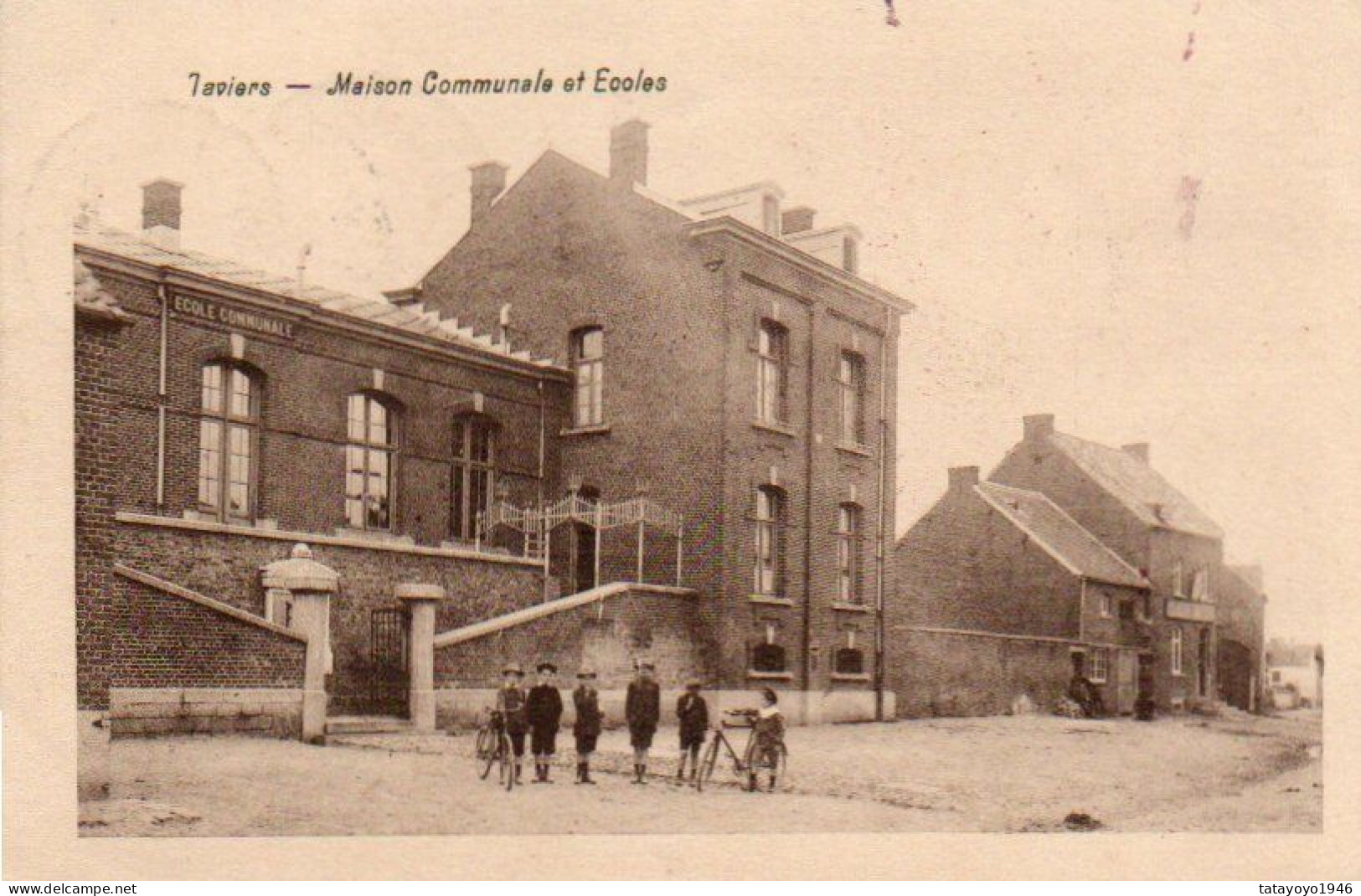 Taviers   Maison Communale  Et écoles Animées Voyagé En 1936 - Eghezée