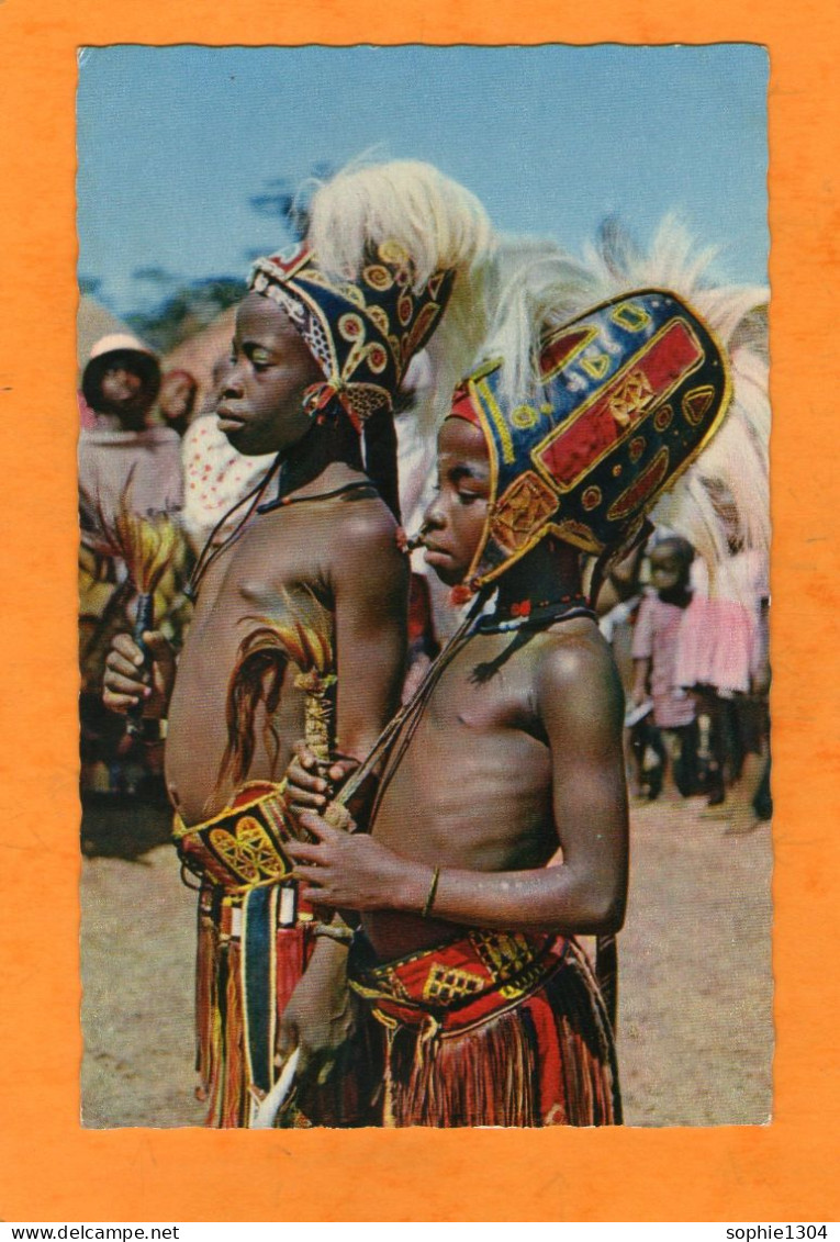 PETITES DANSEUSES   - AFRIQUE EN COULEURS - - Africa
