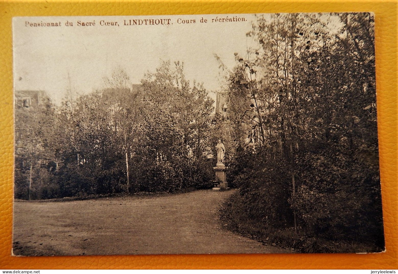 LINDTHOUT - Pensionnat Du Sacré Coeur - Cour De Récréation - St-Lambrechts-Woluwe - Woluwe-St-Lambert