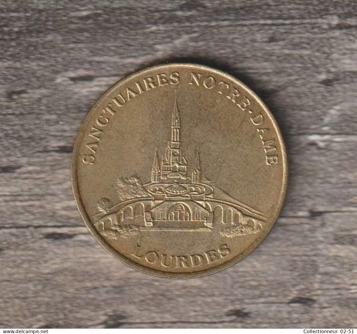 Monnaie De Paris :  Sanctuaires Notre-Dame De Lourdes (Avec Différend) - Sin Fecha