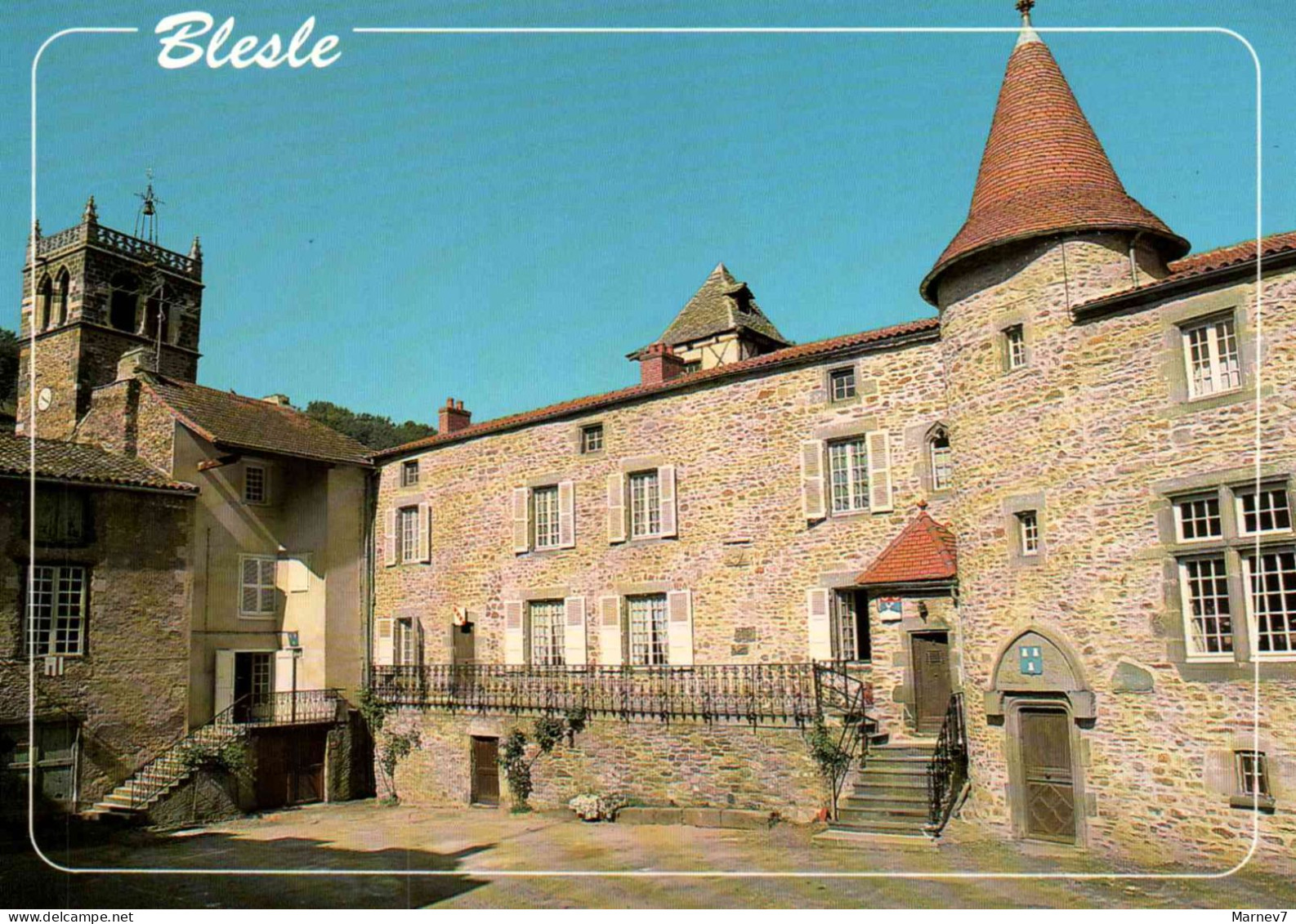 43 Hte Haute Loire - CPM - BLESLE - Maison Des Chanoinesses  - Eglise Saint Martin - Blesle