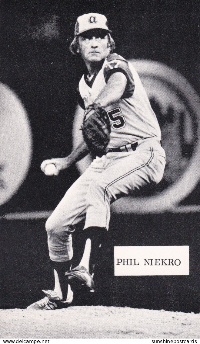 Baseball Phil Niekro Pitcher - Baseball