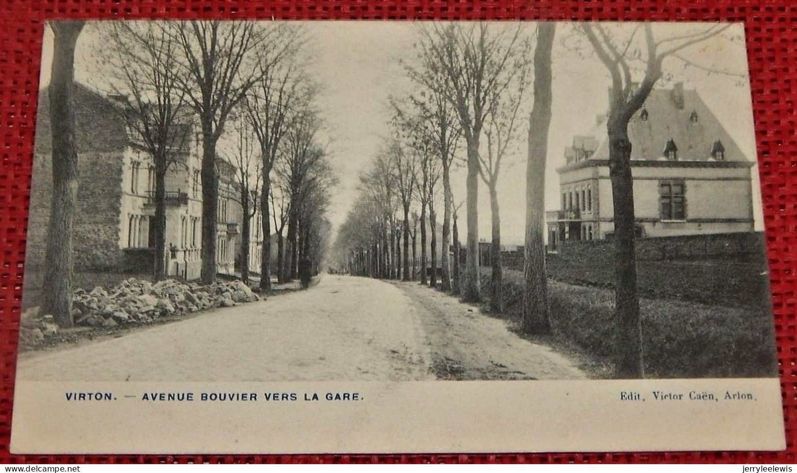 VIRTON  -    Avenue Bouvier Vers La Gare - Virton