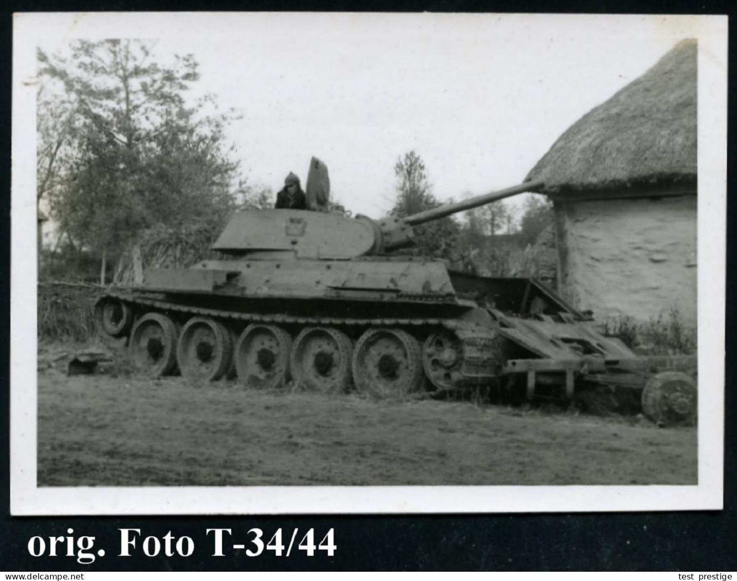 UdSSR 1944 Orig. S/w.-Foto: Panzer T 34/44 (Format 10 X 7cm) - GEPANZERTE KRAFTFAHRZEUGE / PANZER - MILITARY ARMOURED VE - Sonstige (Land)