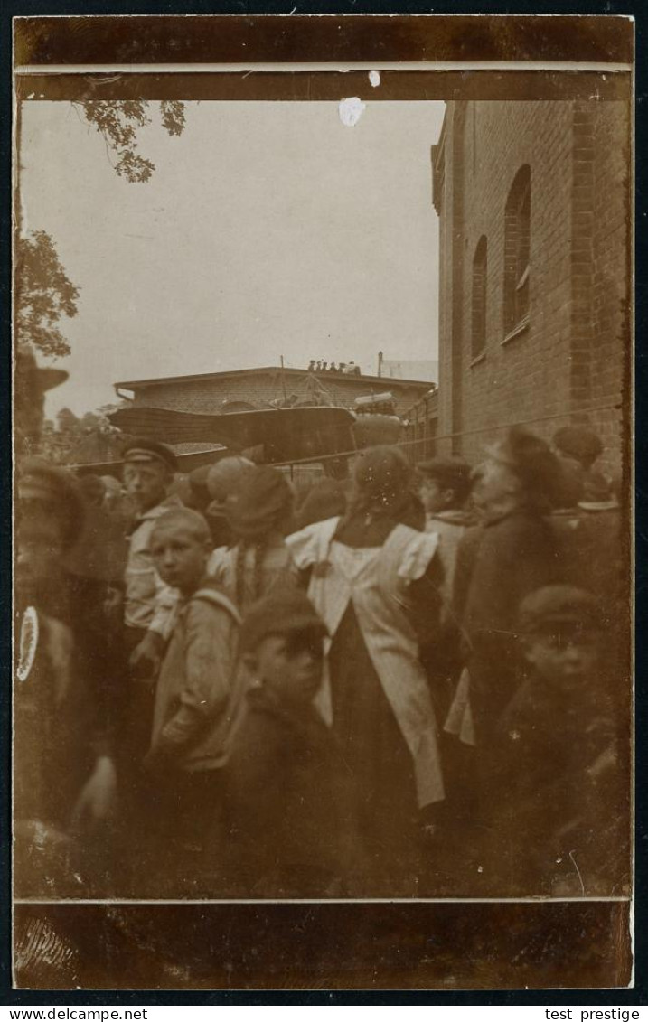 DEUTSCHES REICH 1914 2 Orig. Amateur-Fotos: "Albatros" Eindecker (Lagerplatz, Kinder) Rs. Postkartenzudruck - LUFTFAHRT- - Otros (Aire)