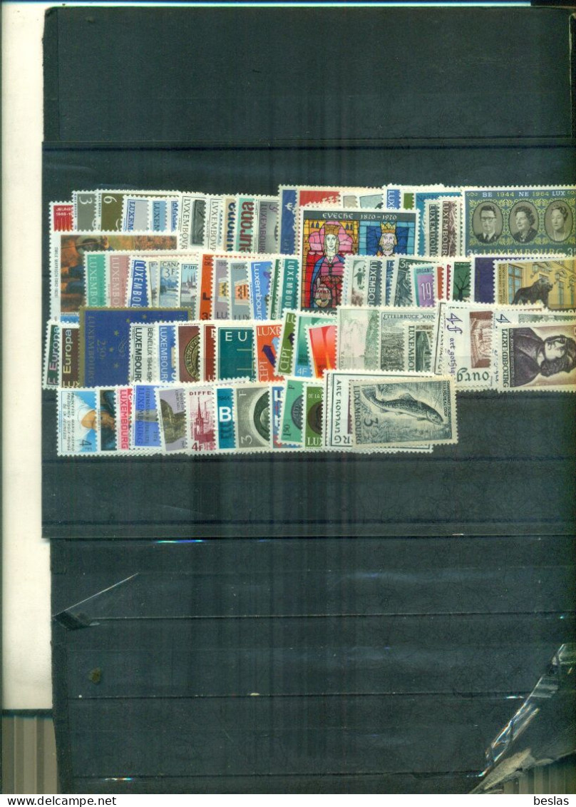 LUXEMBOURG PETIT LOT DE 80 TIMBRES NEUFS EN SERIES COMPLETES A PARTIR DE 3 EUROS - Verzamelingen