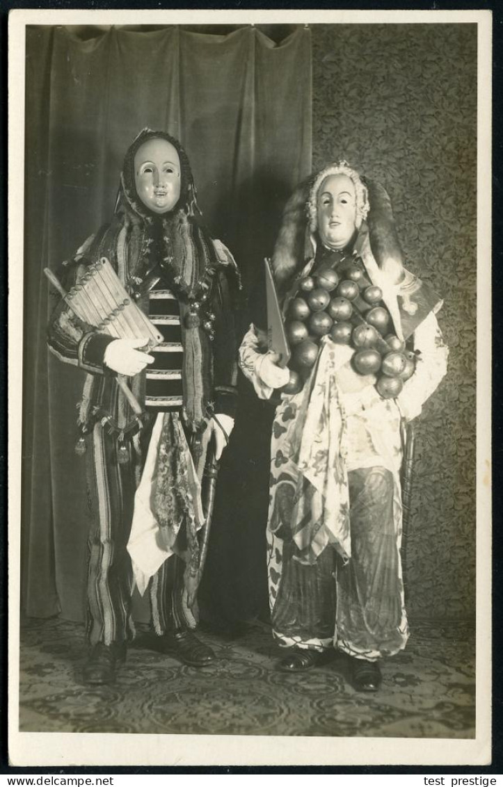 ROTTWEIL/ BESUCHT DEN NARRENSPRUNG 1935 (12.2.) HWSt = 3 Alemannische Holzmasken Auf S/w.-Foto-Ak: 2 Narren Mit Holz-Mas - Carnival