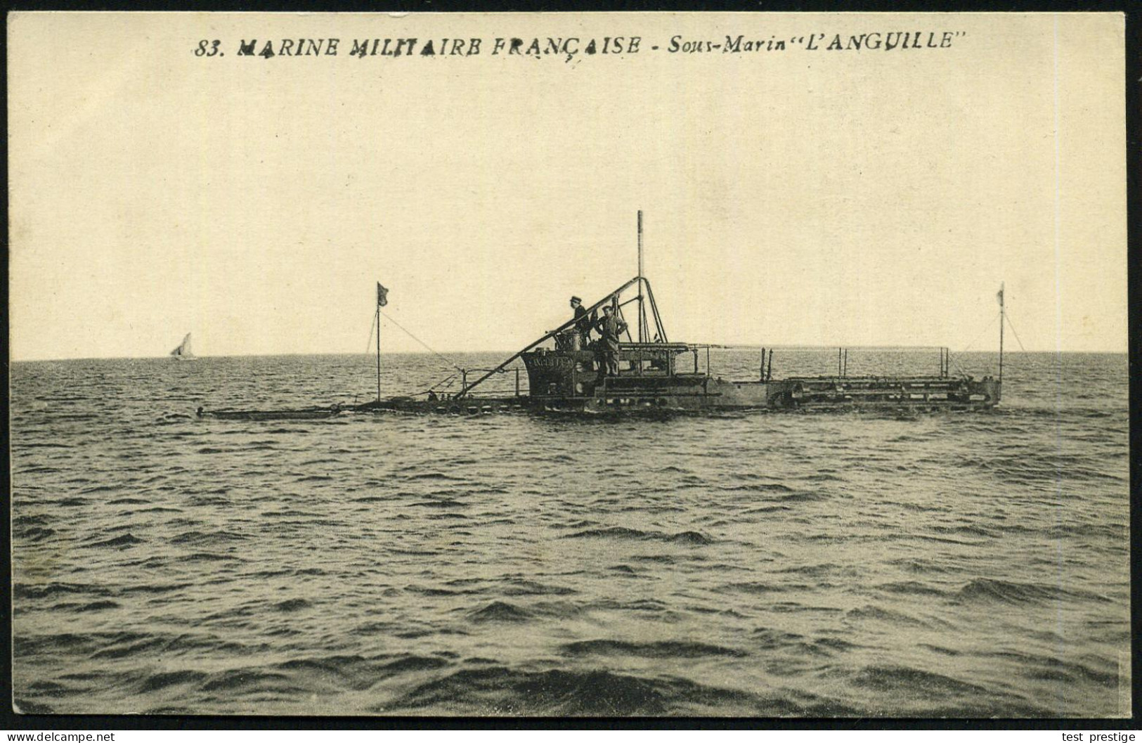 FRANKREICH 1910/25 (ca.) 5 Verschiedene S/w.-Foto-Ak.: U-Boote: "L'Anguille", "Aréthuse", "Argonaute", "Artémis" U. "Ata - U-Boote