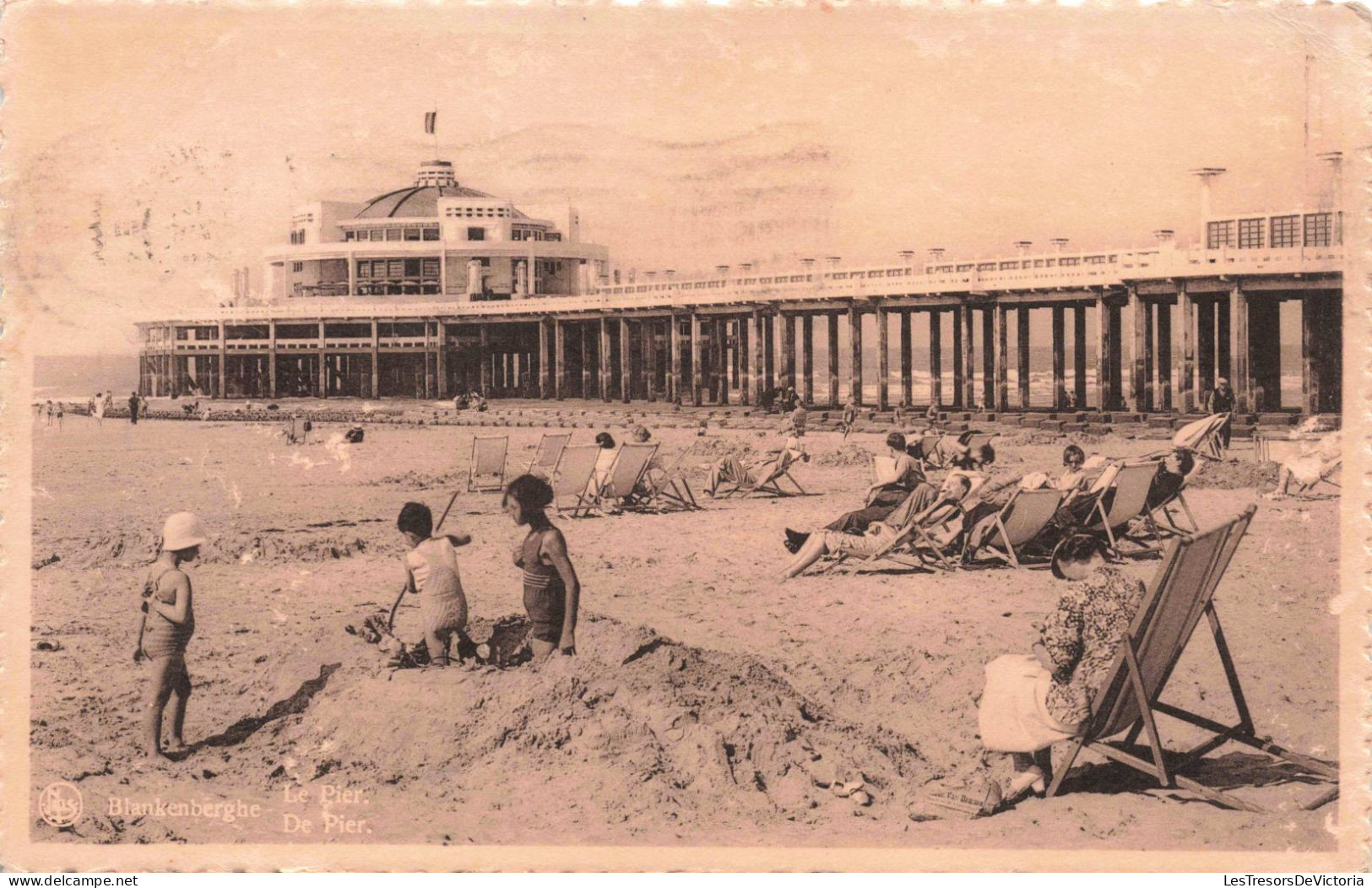 BELGIQUE - Blankenberge - Le Pier - Enfants Jouant Avec Le Sable - Animé - Carte Postale Ancienne - Blankenberge