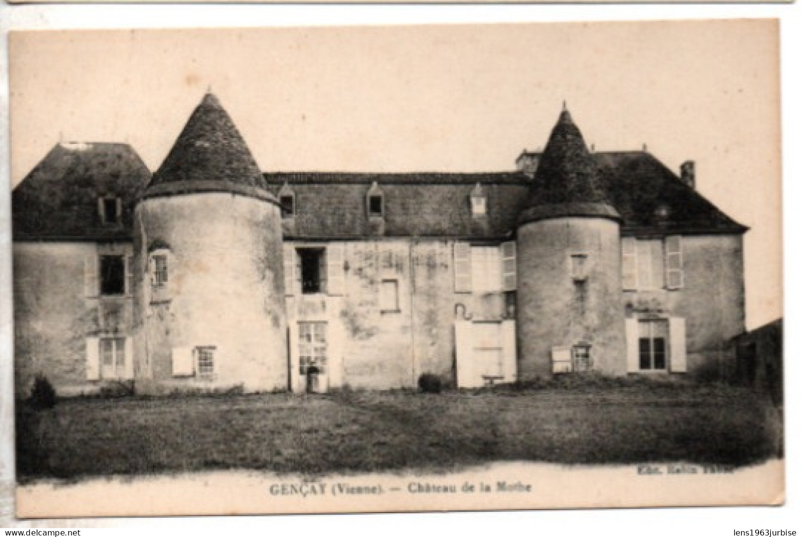 Gençais , Le Château De La Mothe - Gencay