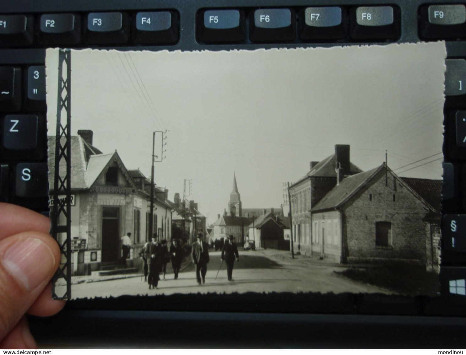 Cpsm BEAUQUESNE La Chaussée De Doullens, Belle Carte Glacée, Non écrite - Beauquesne