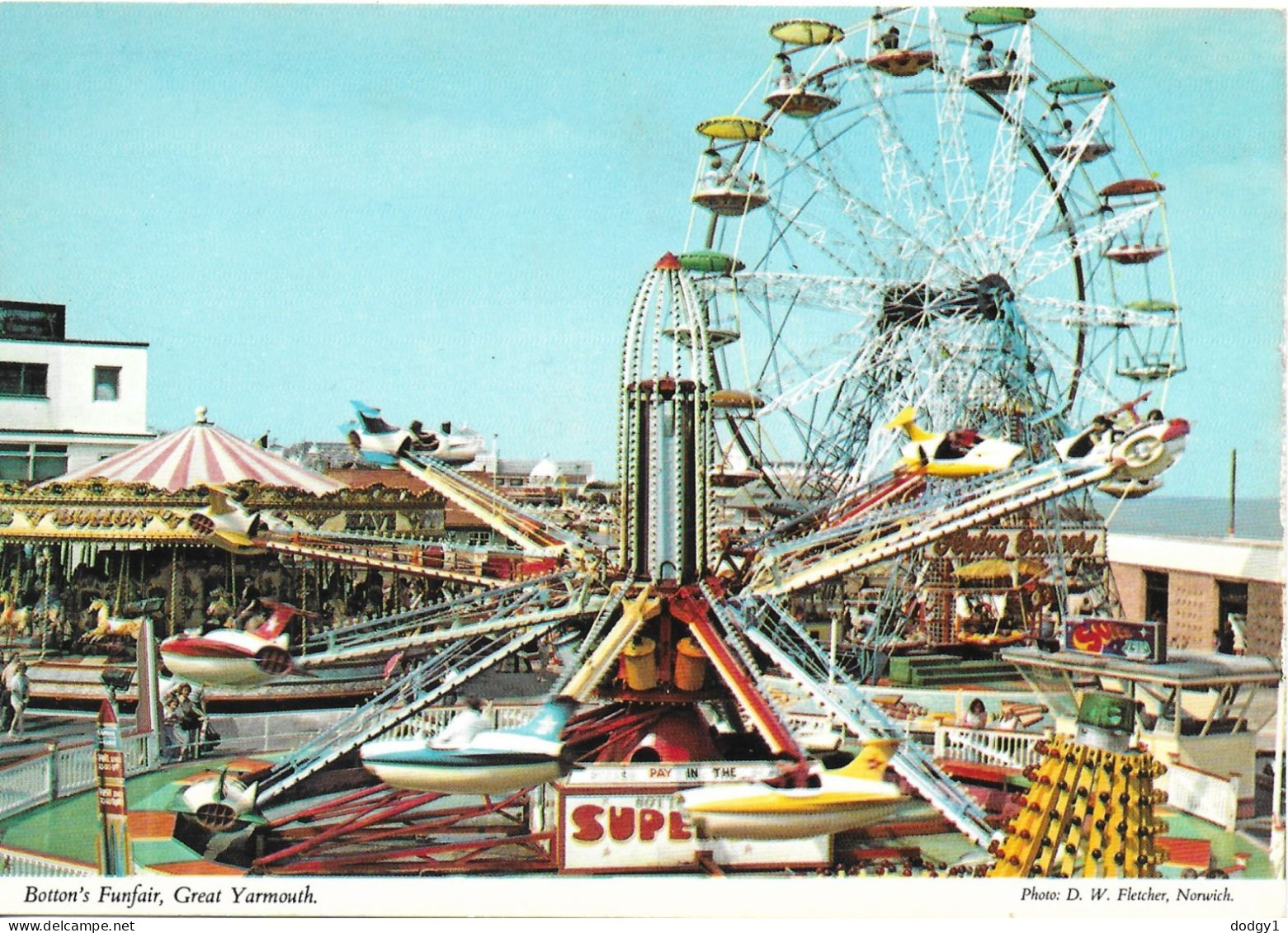 BOTTON'S FUNFAIR, GREAT YARMOUTH, NORFOLK, ENGLAND. UNUSED POSTCARD   Zf4 - Great Yarmouth