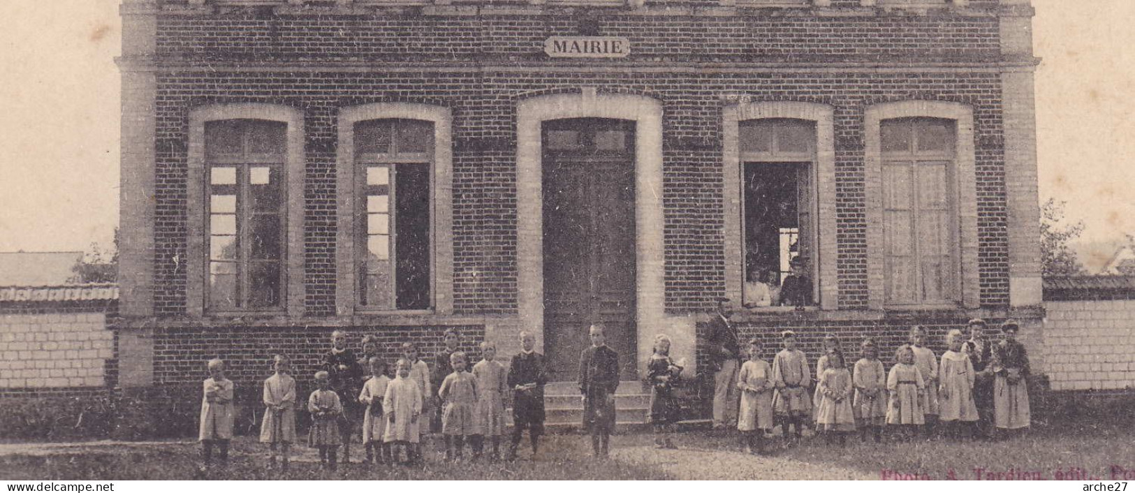 CPA - 27 - LE MANOIR - Mairie - Le Manoir