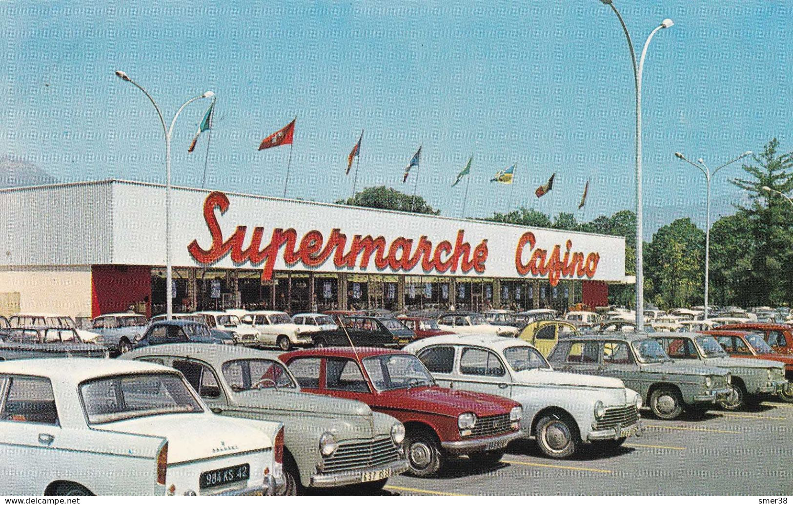 38 - Echirolles Le Rondeau - Supermaché Casino - (Voitures 404-403-203-R8.....) - Echirolles