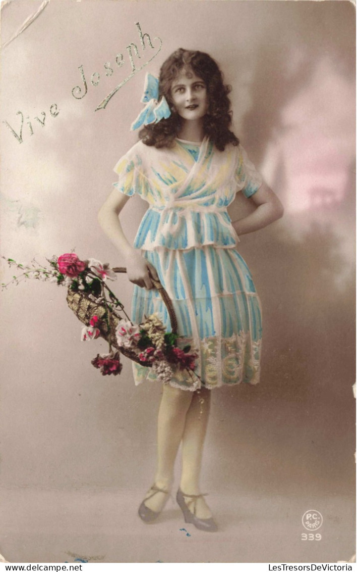 PHOTOGRAPHIE - Vive Joseph - Femme - Colorisé - Carte Postale Ancienne - Fotografie