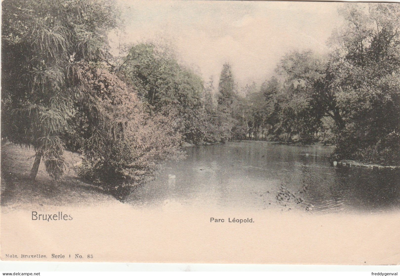 BRUXELLES  PARC LEOPOLD - Mercadillos