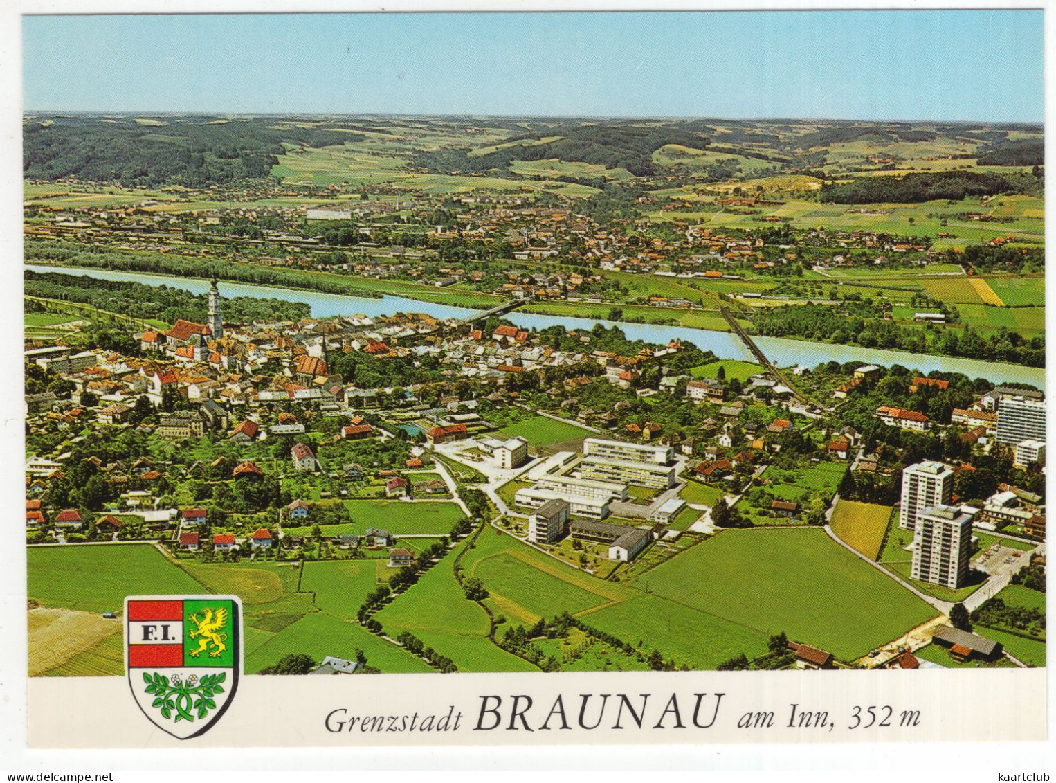 Braunau Am Inn, 352 M - Pfarrkirche, Gotisch - Hohem Turm - (OÖ., Österreich/Austria) - Alpine Luftbild - Braunau