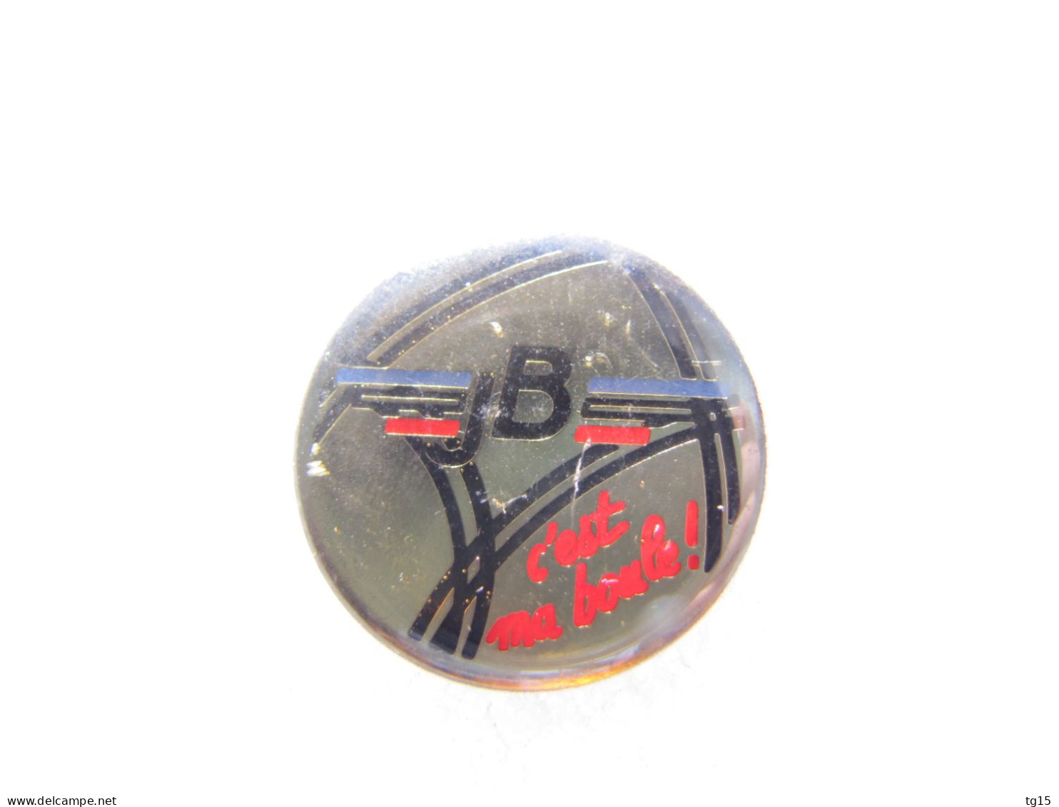 PIN'S     J B  BOULES DE PÉTANQUE - Pétanque