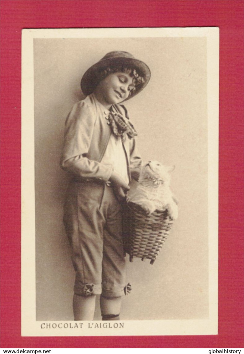 XB1056 JEUNE FILLE, ENFANT, GIRL FAMOUS LITTLE SISTER OF GRETE REINWALD HANNI WITH CAT IN A BASKET - Portraits