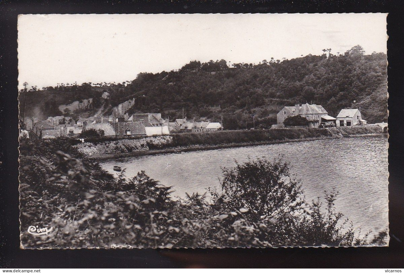 CP 22 JUGON Vue Sur L'étang - Jugon-les-Lacs