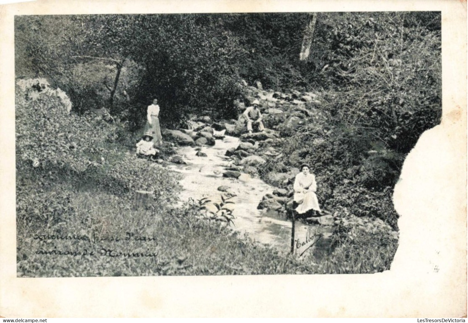 PHOTOGRAPHIE -  Quatre Personnes Au Bord D'un Petit Cour D"eau - Carte Postale Ancienne - Fotografie