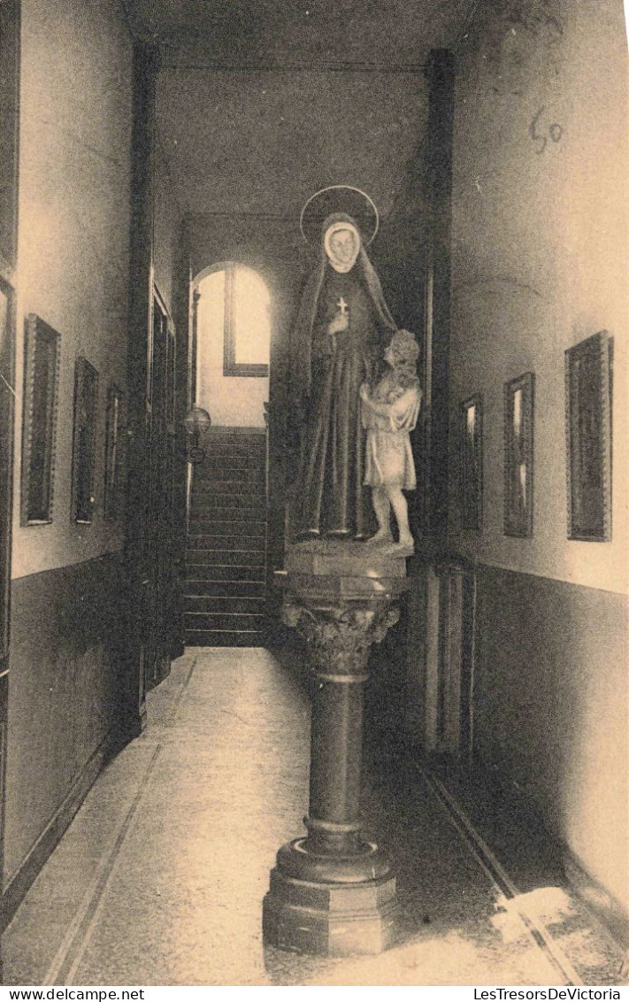 RELIGION - Christianisme - Pensionnat Du Sacré Coeur - Corridor Sainte Madeleine Sophie - Carte Postale Ancienne - Iglesias Y Las Madonnas