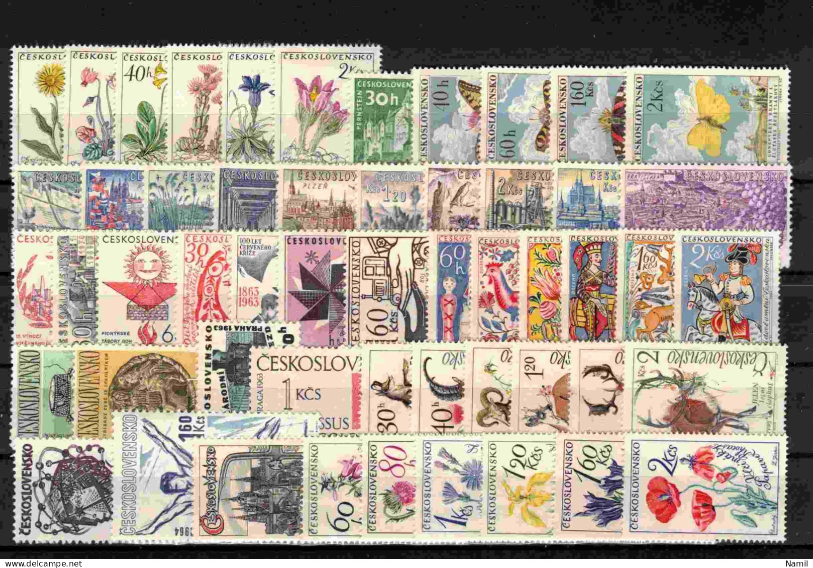 * Tchécoslovaquie 1961-64, Lot Avec Timbres Neufs Avec Charniere Ou Trace De Charniere Propre, - Collections, Lots & Series